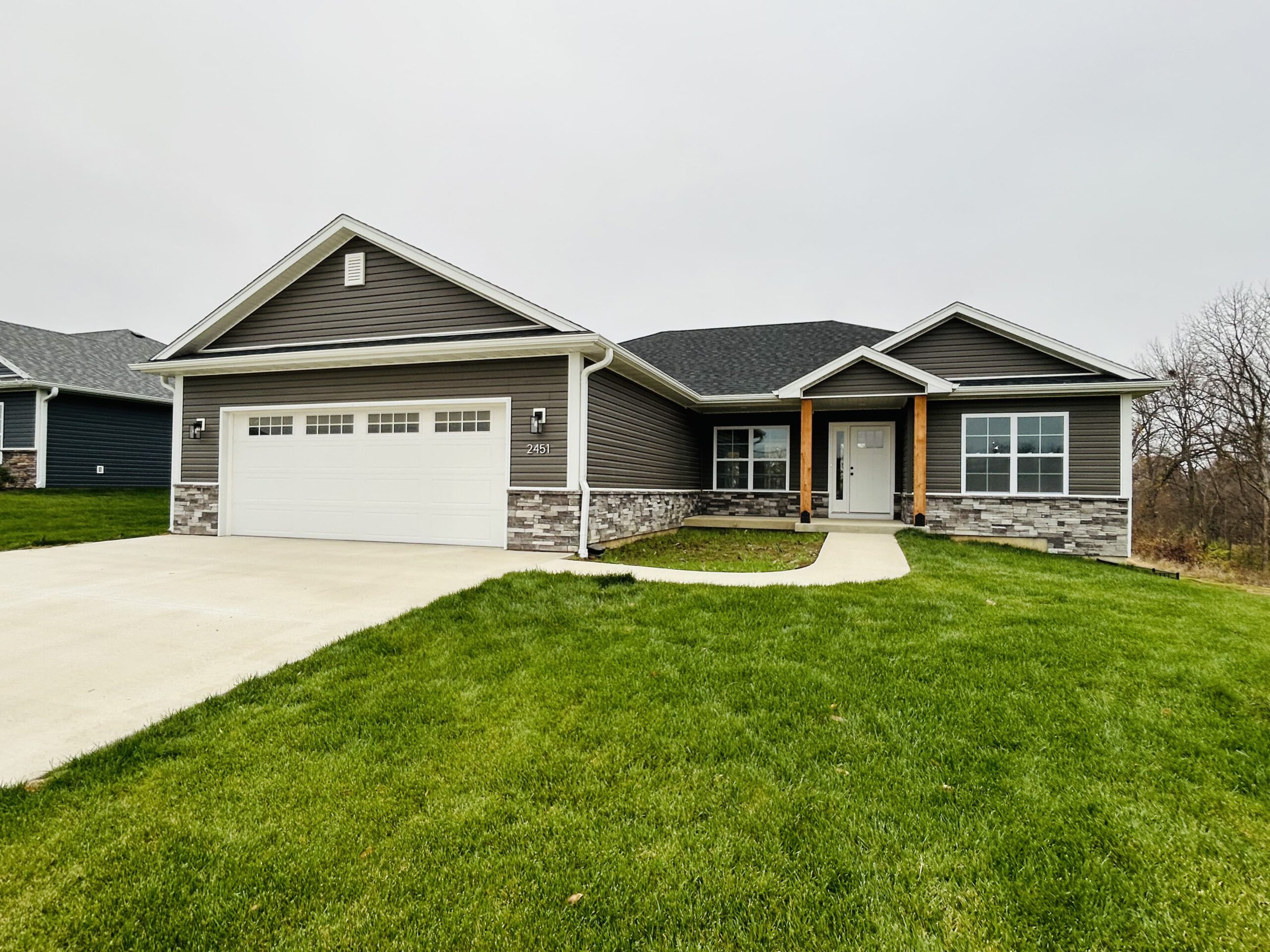 Custom home with basement build in Mid Missouri