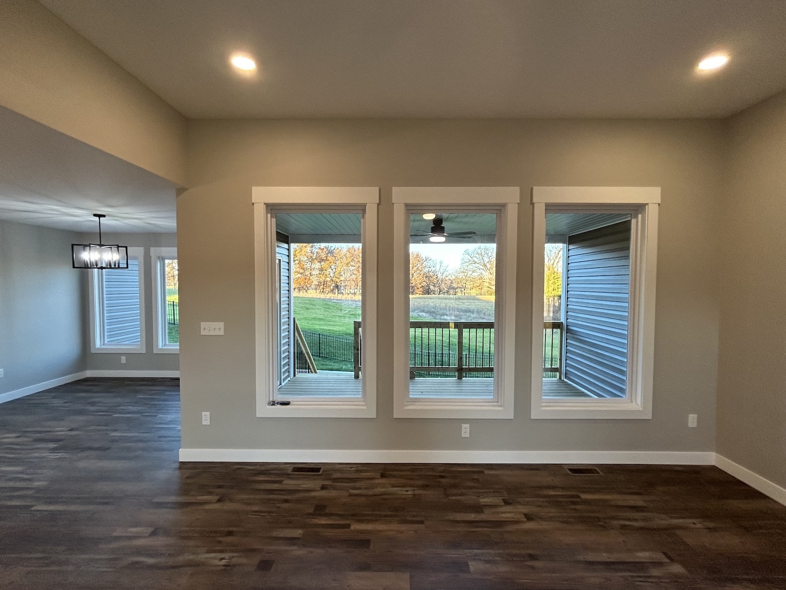 Modern Custom home building services on golf course in the midwest in Fox Hollow Subdivision in Boonville, Missouri 