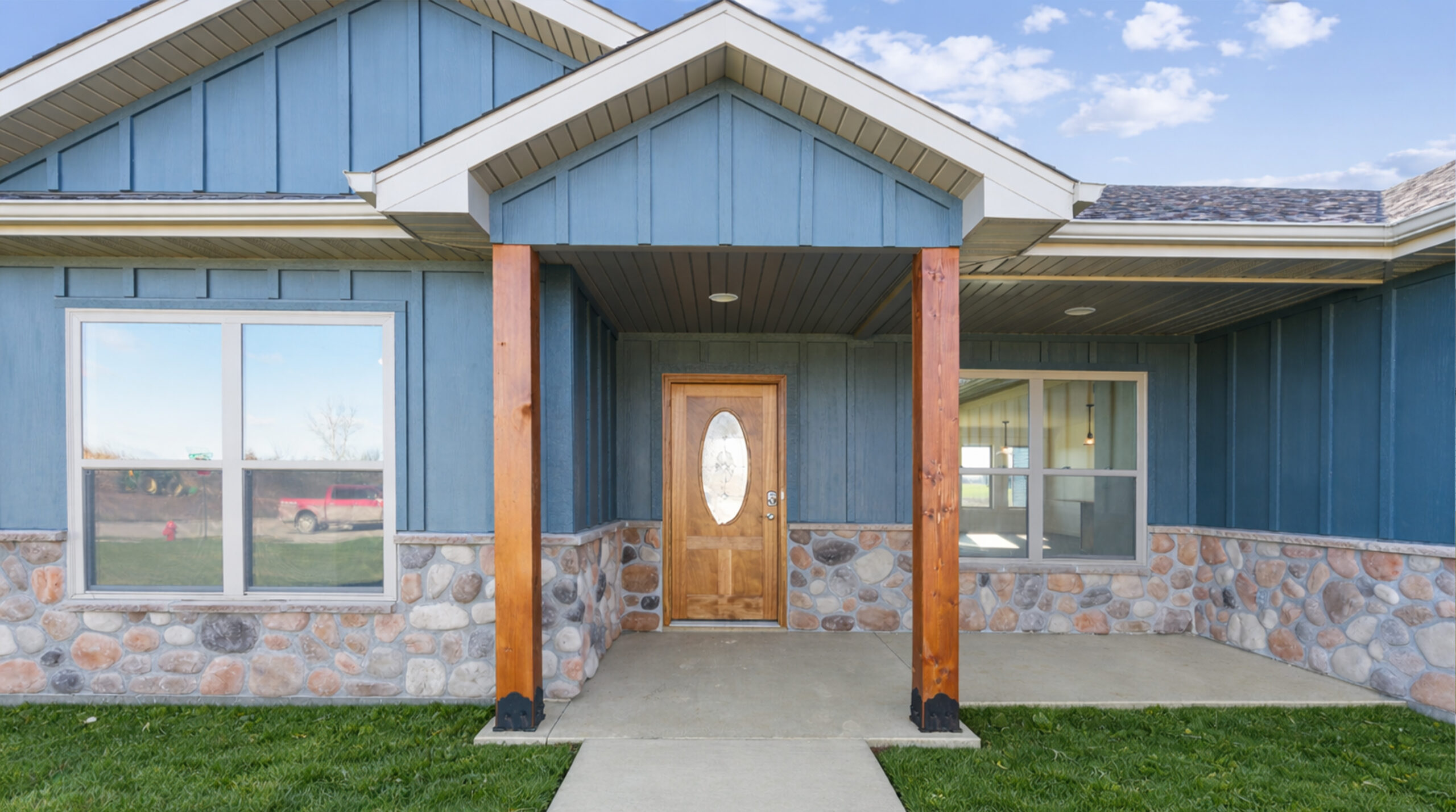 modern custom home design and build construction company in mid missouri